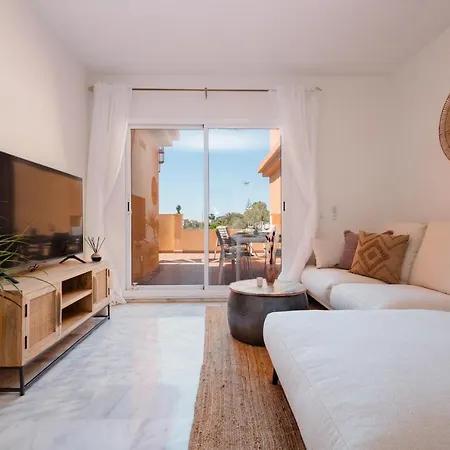 Apartment Modern Sea View In La Reserva De Marbella