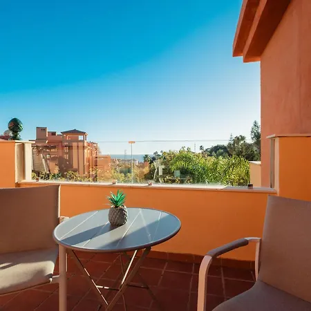 Apartment Modern Sea View In La Reserva De Marbella
